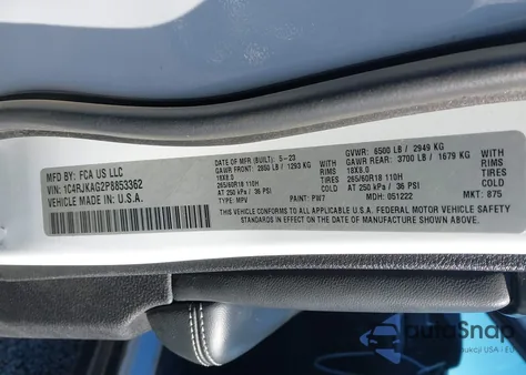 2023 Jeep Grand Cherokee L Laredo 4X4 from USA, damaged, VIN 1C4RJKAG2P8853362